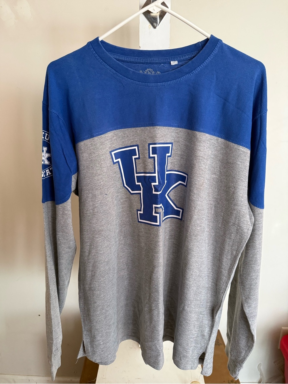 Kentucky Wildcats Sweatshirt - Picture 2 of 10